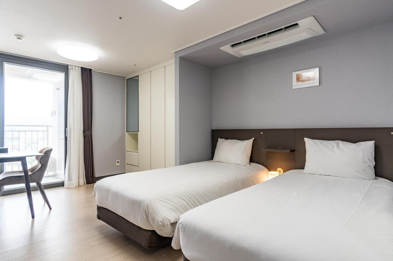 Sota Collection The Yeosu Hotel Buitenkant foto